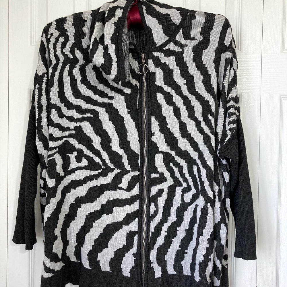 CLEARANCE Joseph A Zebra Print Full Zip Hooded Sweater Gray Black Cardigan